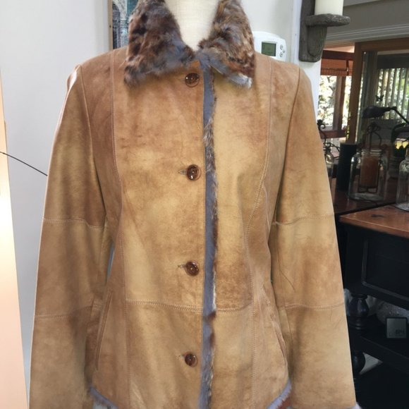 PRICE IS FIRM! Gorgeous Cache Genuine Leather Jacket - Picture 4 of 12